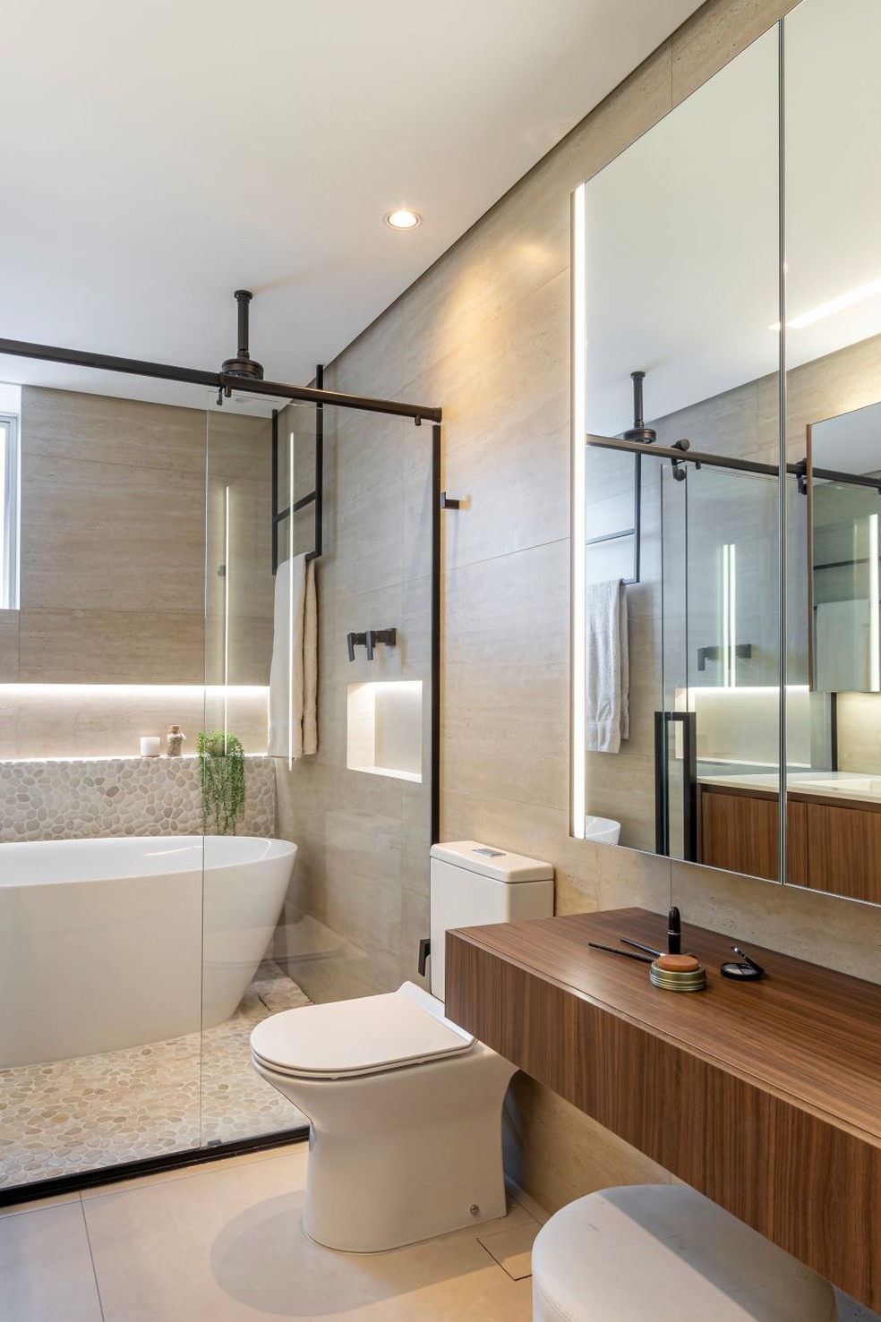 erros comuns iluminacao banheiro umido