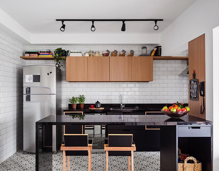 luminária de embutir ou sobrepor para cozinha qual escolher