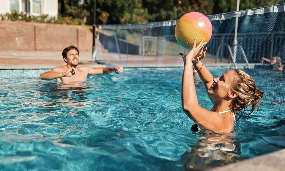 jogo de vlei piscina