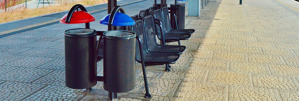 Lixeira de Calçada: Pedestal