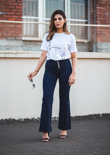 calça jeans skinny versus wide leg qual escolher