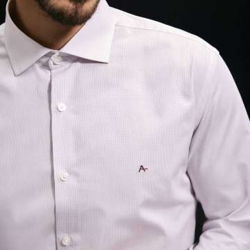 ideias de looks com camiseta branca para o dia a dia