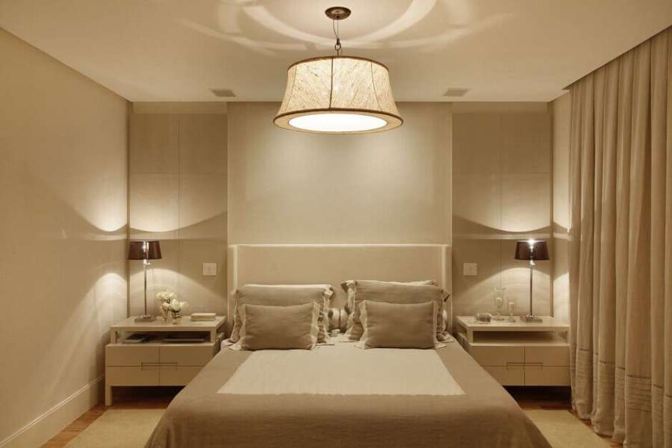 lustre de teto redondo para quarto de casal pequeno