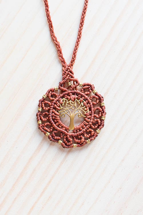 Micro Macramê: Desvendando a Arte dos Detalhes Minuciosos