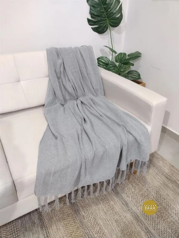 Guia Completo de Tamanhos de Mantas para Cada Tipo de Sofá