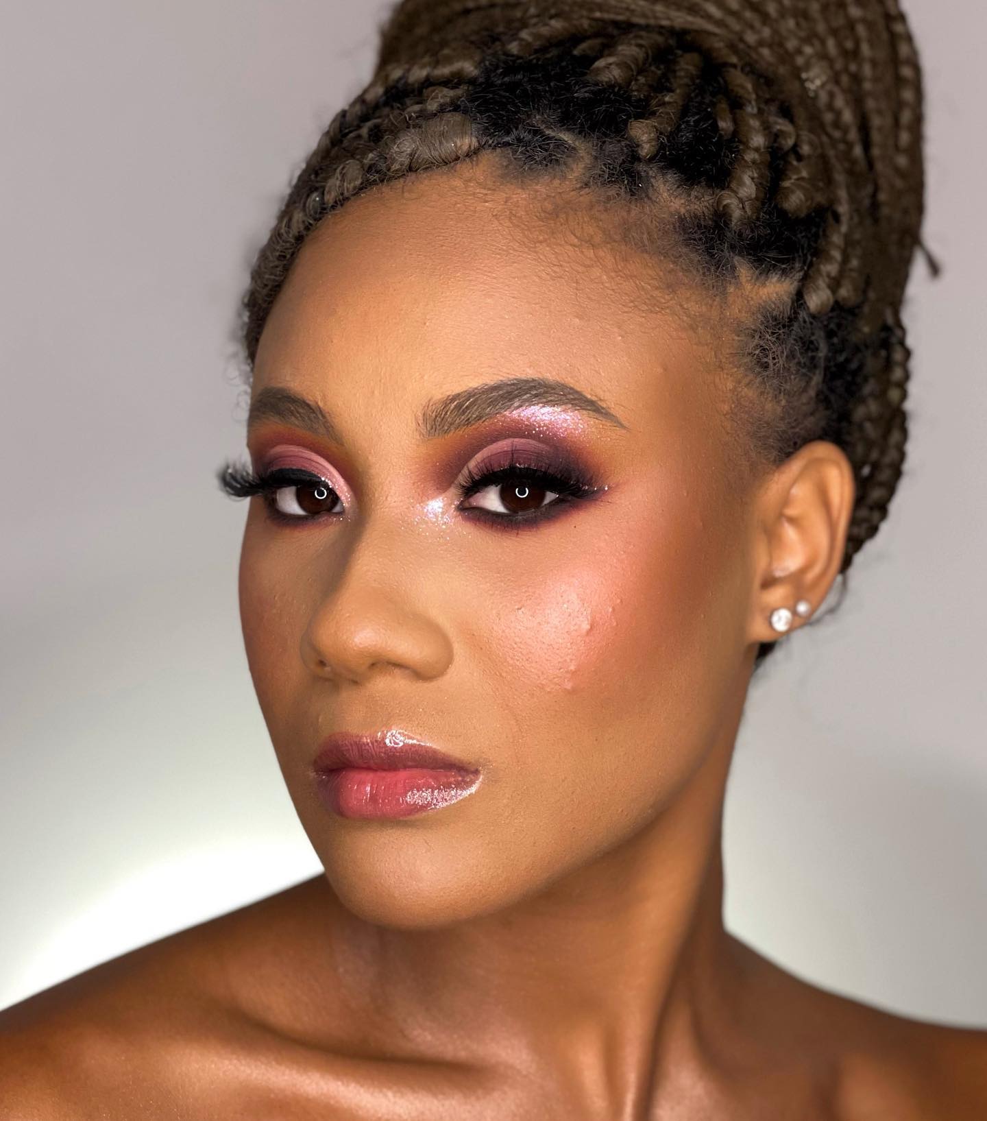 erros comuns maquiagem madrinha evitar