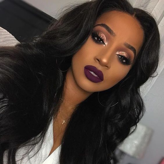 maquiagem para pele morena com batom vermelho