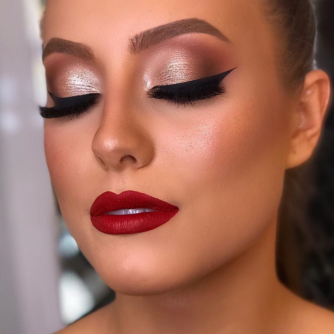 maquiagem batom vermelho para eventos noturnos