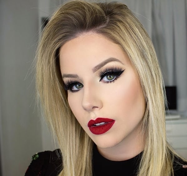 maquiagem clássica batom vermelho