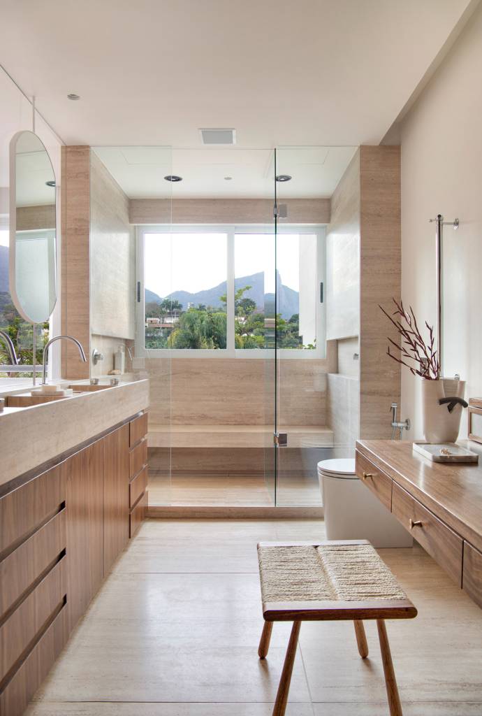 5 Dicas Essenciais para Manter seu Banheiro de Travertino Impecável