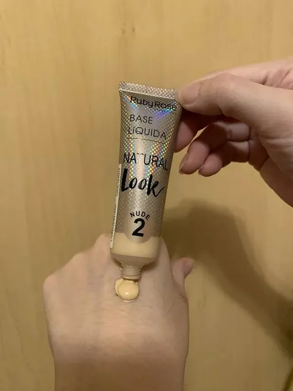 melhor base para pele oleosa