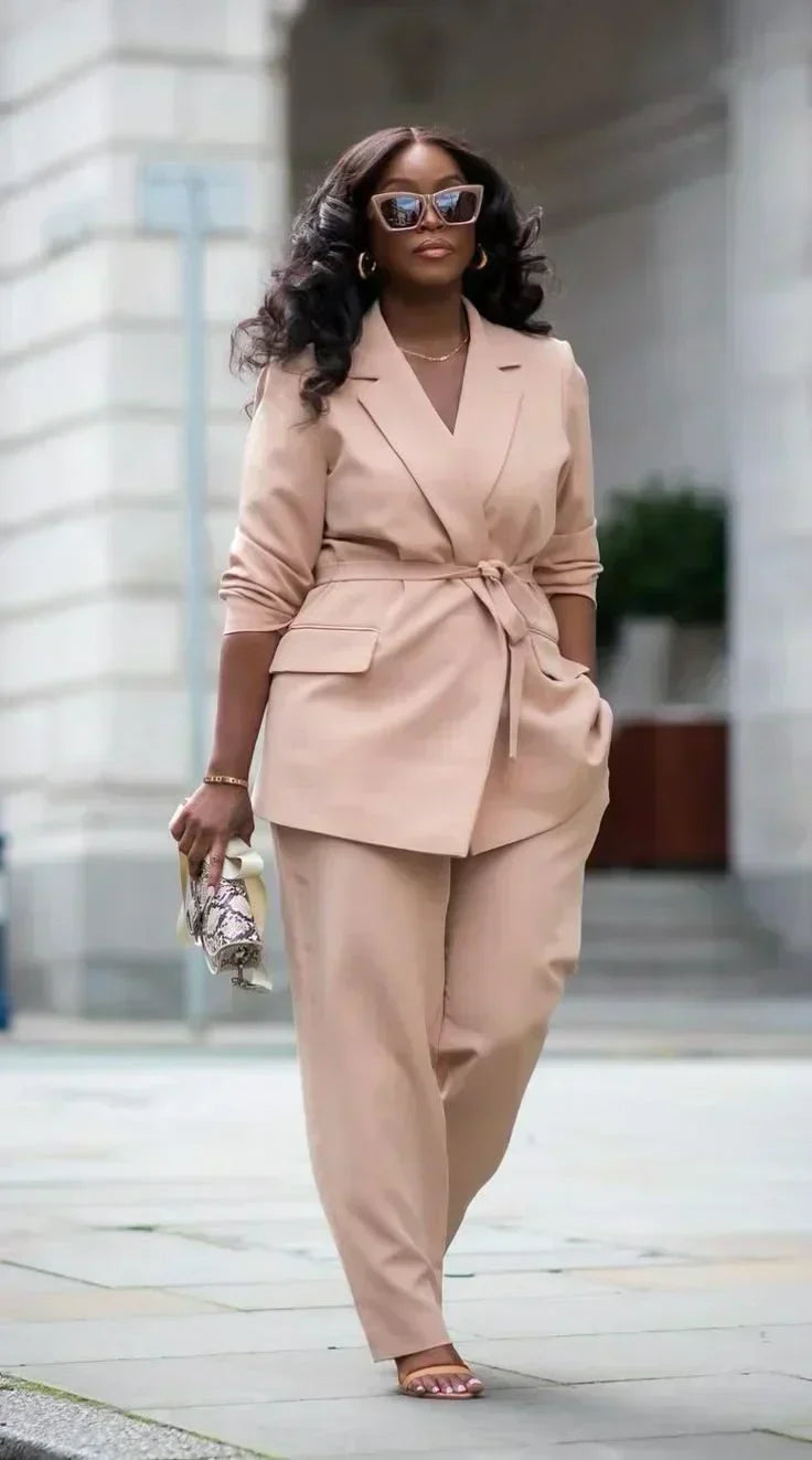 moda plus size: vestidos fluidos vs. alfaiataria