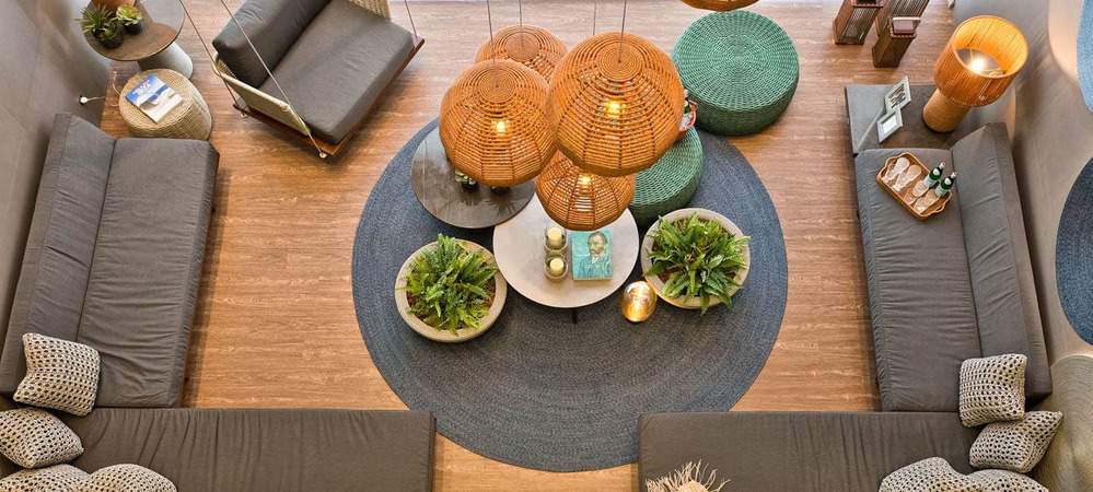 Além da Madeira: Materiais e Texturas para Complementar seu Ambiente