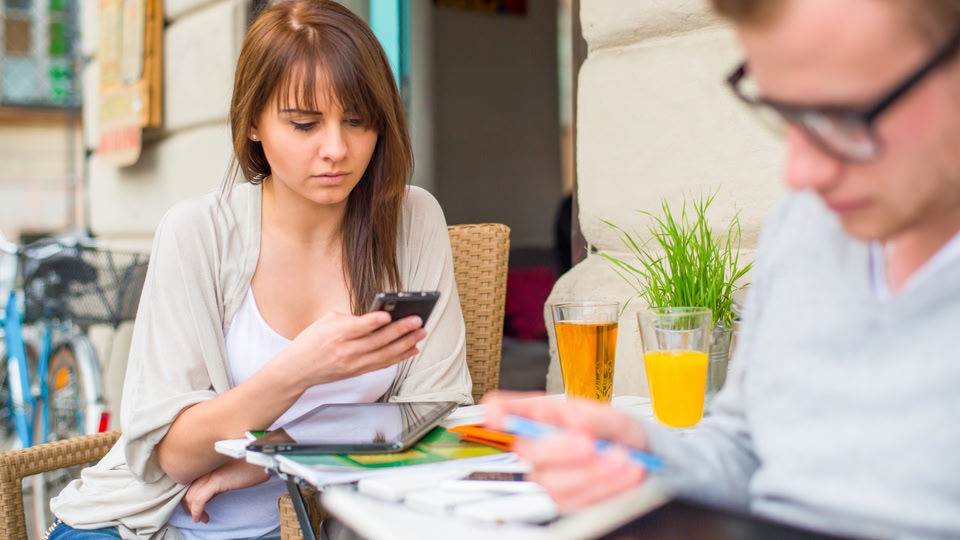 nomade digital vs trabalho remoto fixo