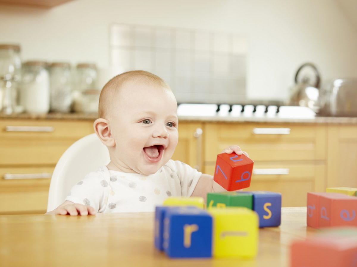 nomes de meninos diferentes com a letra A