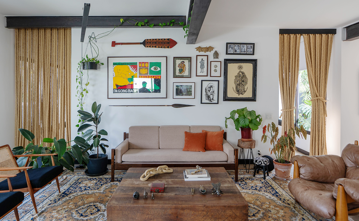 como decorar parede atras do sofa gastando pouco