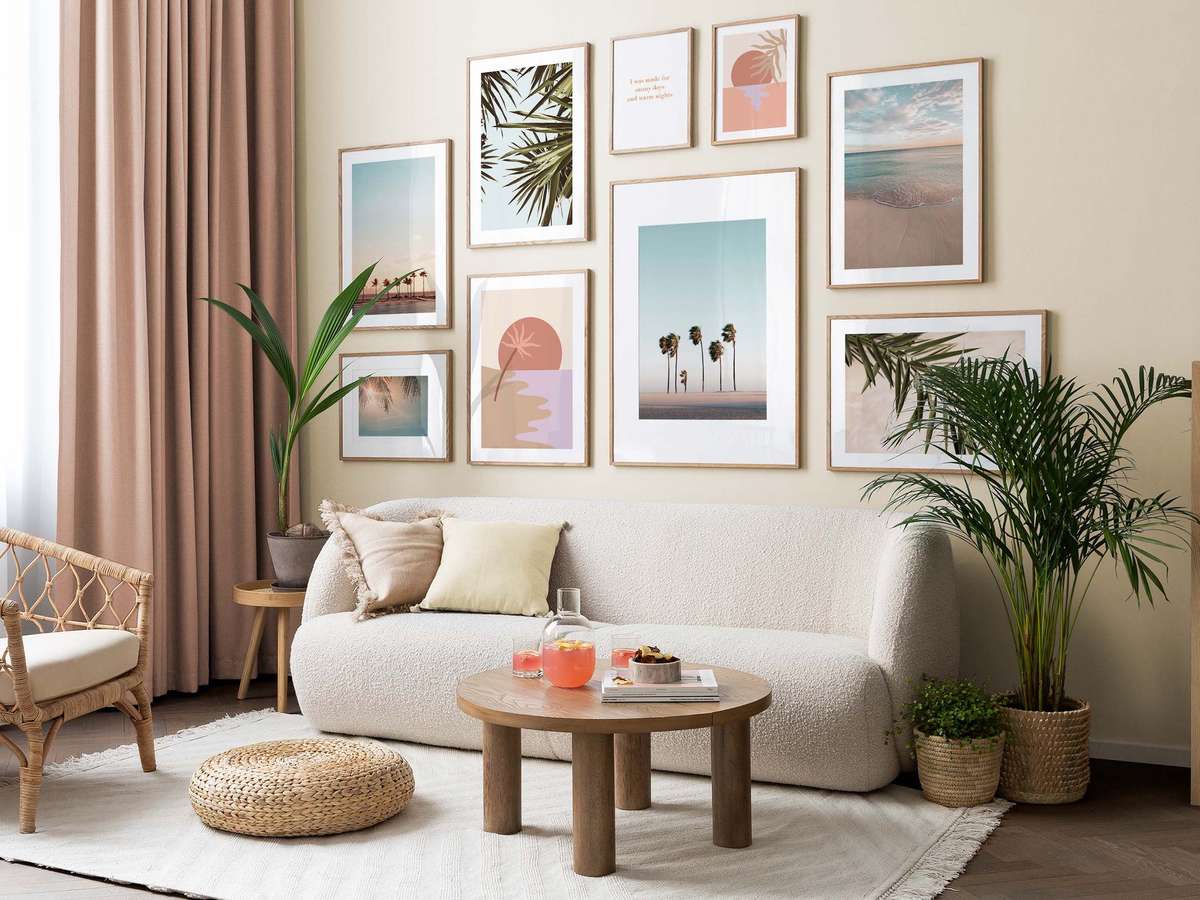 altura ideal para quadros atras do sofa