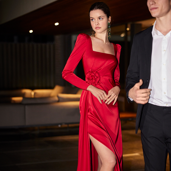 Os Melhores Sapatos para Combinar com seu Vestido Vermelho