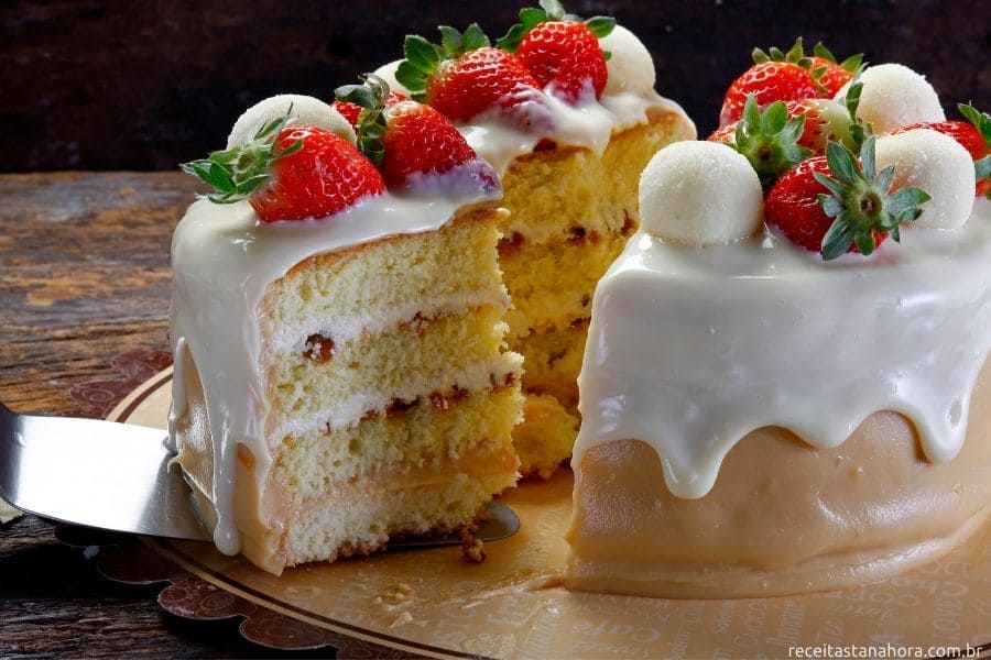 Planejamento de festa infantil: Checklist essencial do bolo aos doces