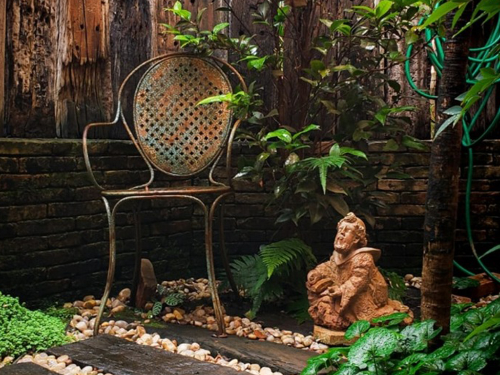 Jardim Vertical: Guia Completo para Otimizar Seu Espaço Pequeno