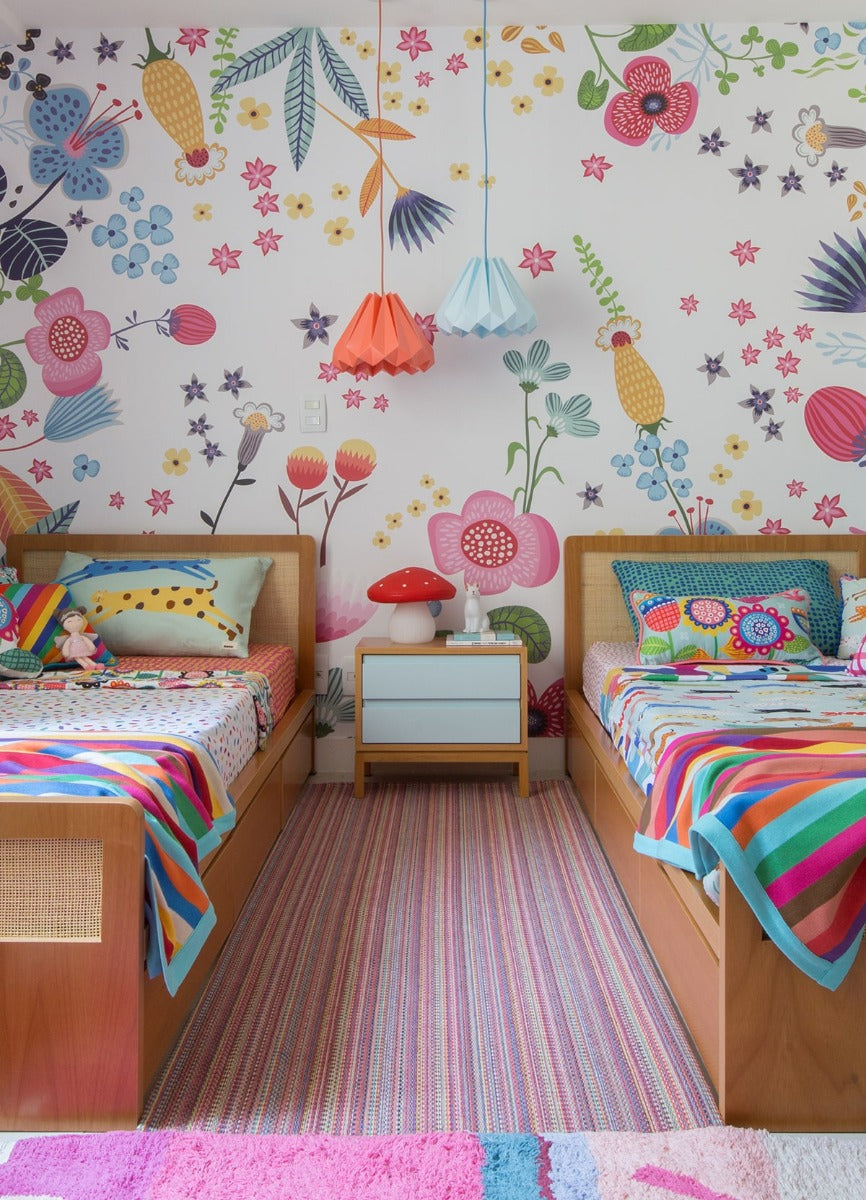 Papel de Parede Vinílico vs. TNT: Qual o Melhor para o Seu Quarto?