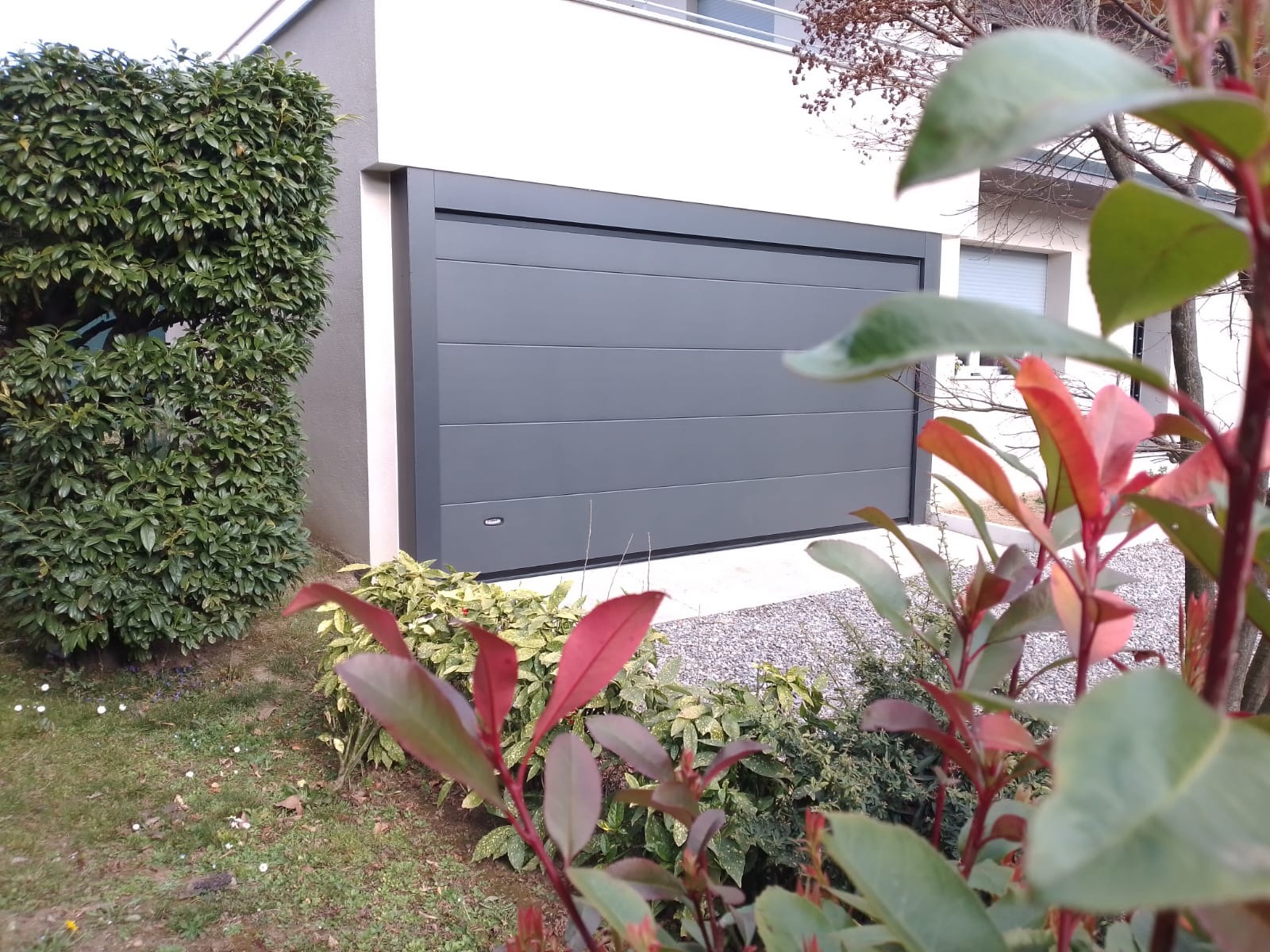 Manutenção e Cuidados Pós-Pintura para Aumentar a Vida Útil do Seu Portão