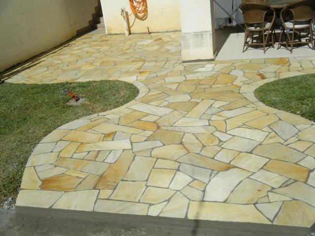 piso de pedra sao tome