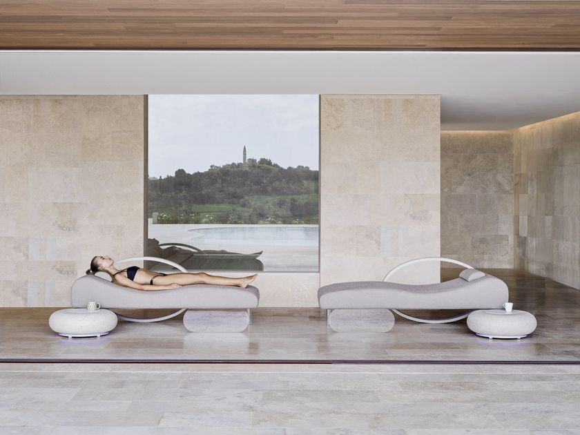 Guia Completo: Como Escolher e Instalar Pisos Retroiluminados com Cromoterapia