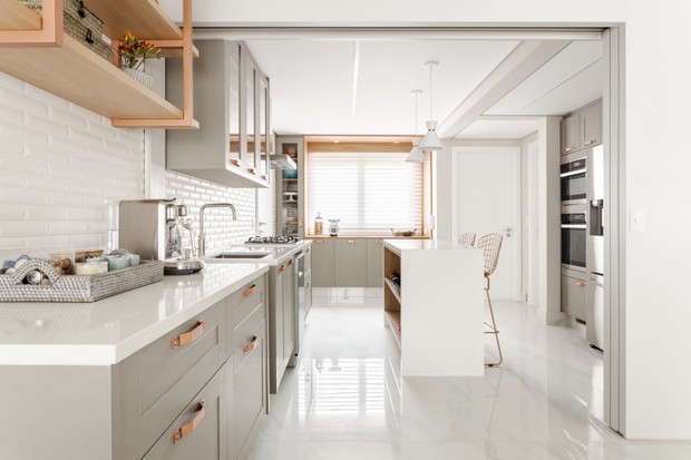 Como escolher o porcelanato acetinado ideal para sua cozinha?