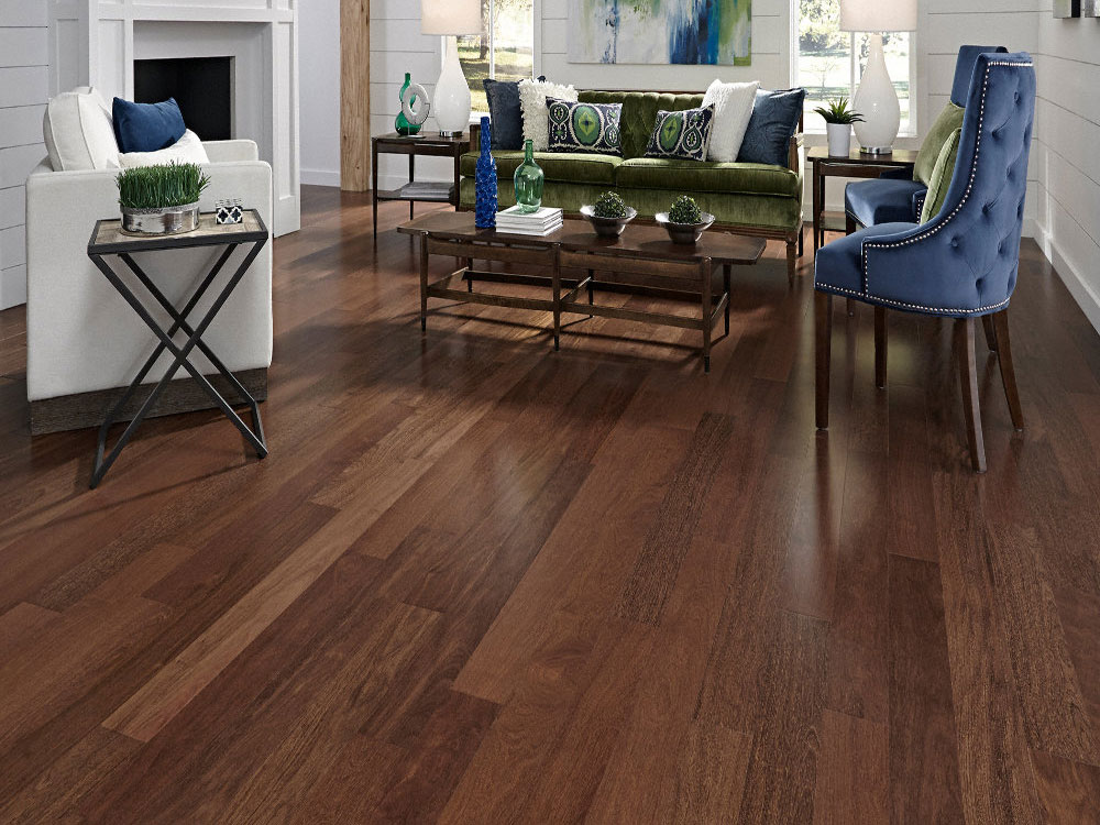 Maciço vs. Estruturado: Qual Tipo de Piso Pronto de Madeira é Ideal para Você?