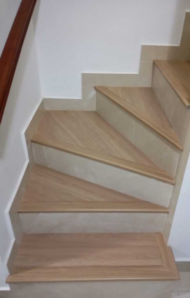 ideias criativas piso vinilico escada