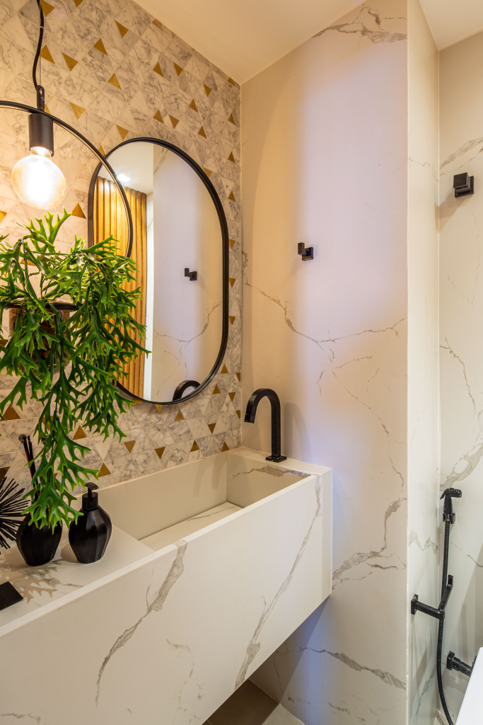 porcelanato amadeirado para parede do box