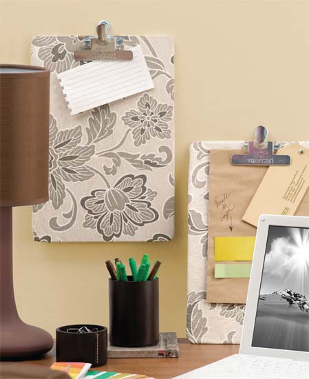 prancheta de madeira vs prancheta de acrílico para escritório