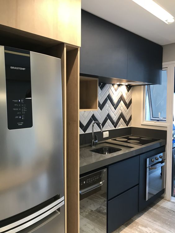 Cozinhas planejadas em L, U e americanas: qual o melhor layout para você?