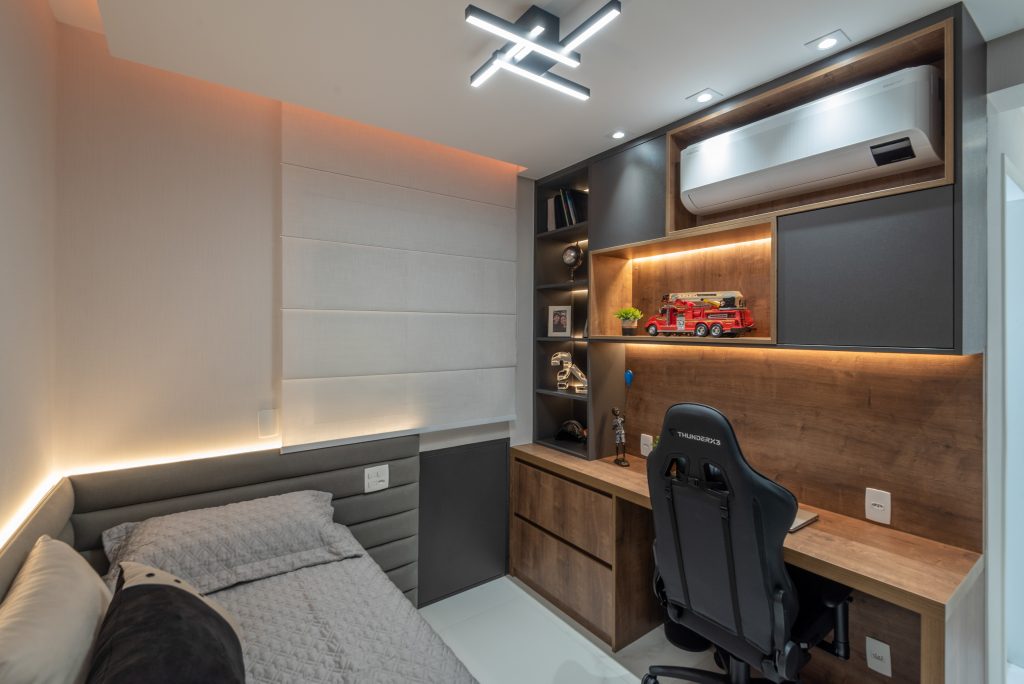 Guia Completo: Escolhendo a Cadeira Ergonômica Ideal para Seu Home Office no Quarto