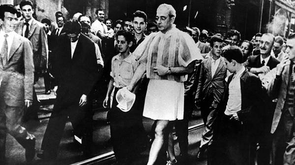 inspiração para usar minissaia em festas