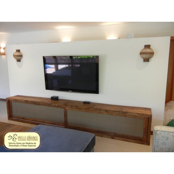 rack com portas de correr