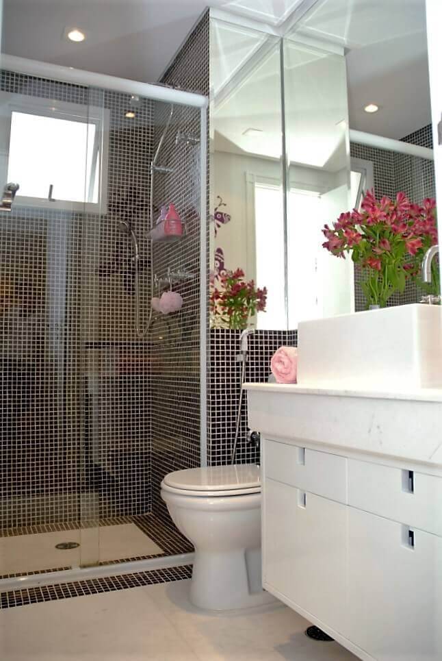 Orçamento Inteligente: Reformando seu Banheiro Pequeno com Economia e Qualidade