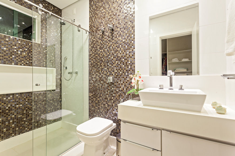 Como Escolher Móveis e Louças Suspensas para Banheiros Compactos