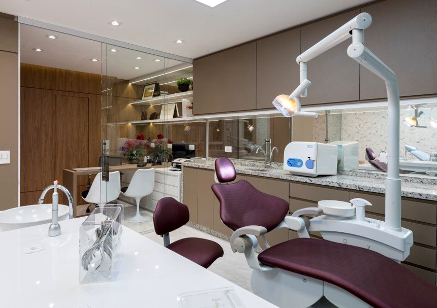 porcelanato ou vinílico hospitalar consultório odontológico