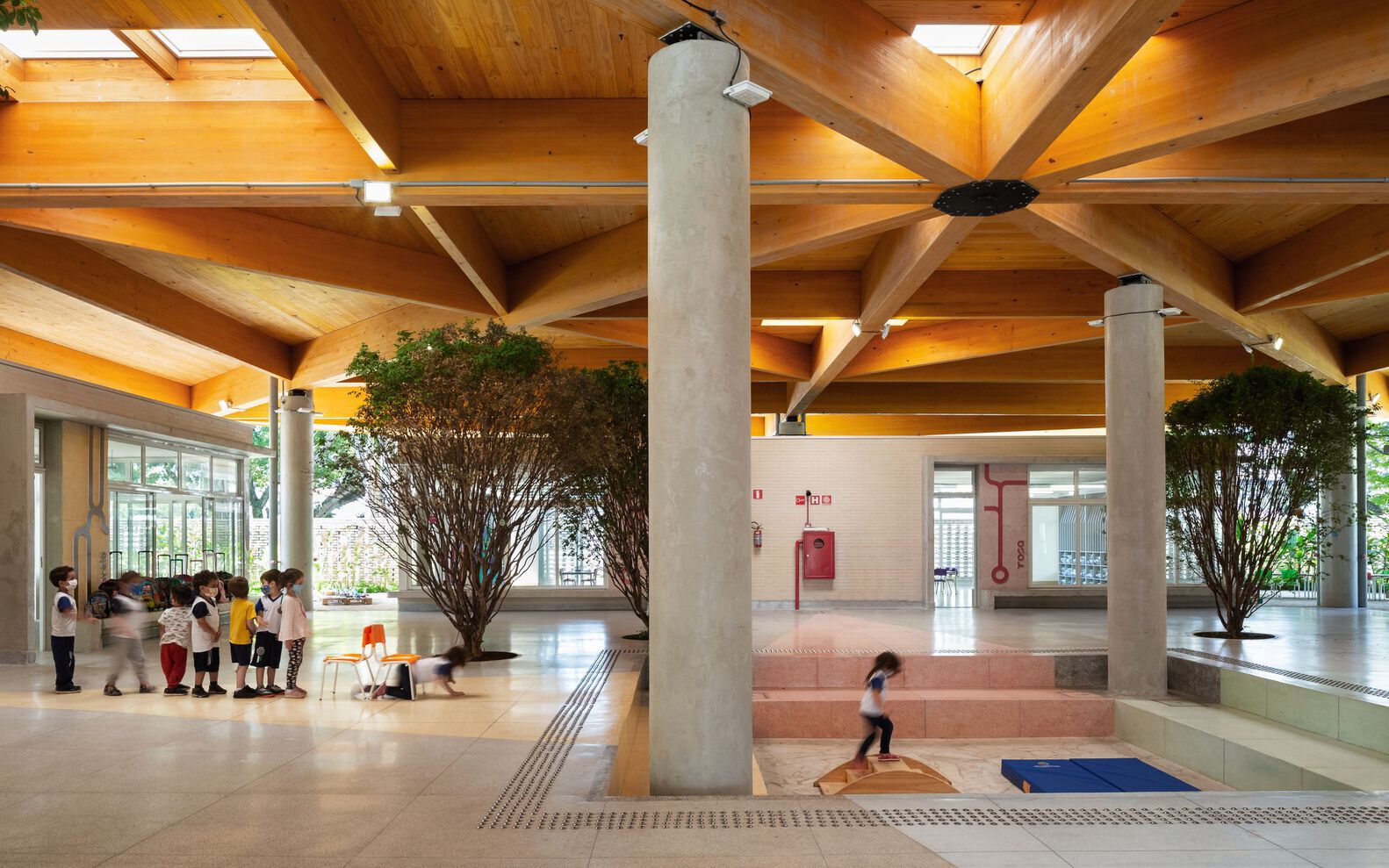 Guia Completo para Solicitar Reforma em Escolas Públicas e Particulares