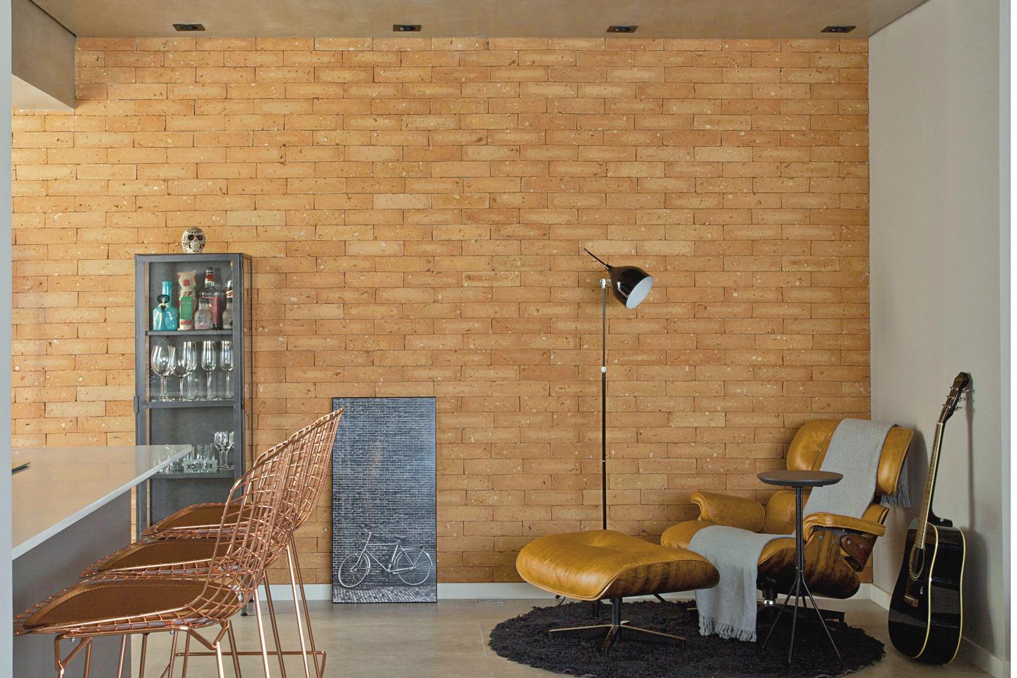 Comparativo de Preços: Tijolinho Natural vs. Placas Cerâmicas e Gesso 3D