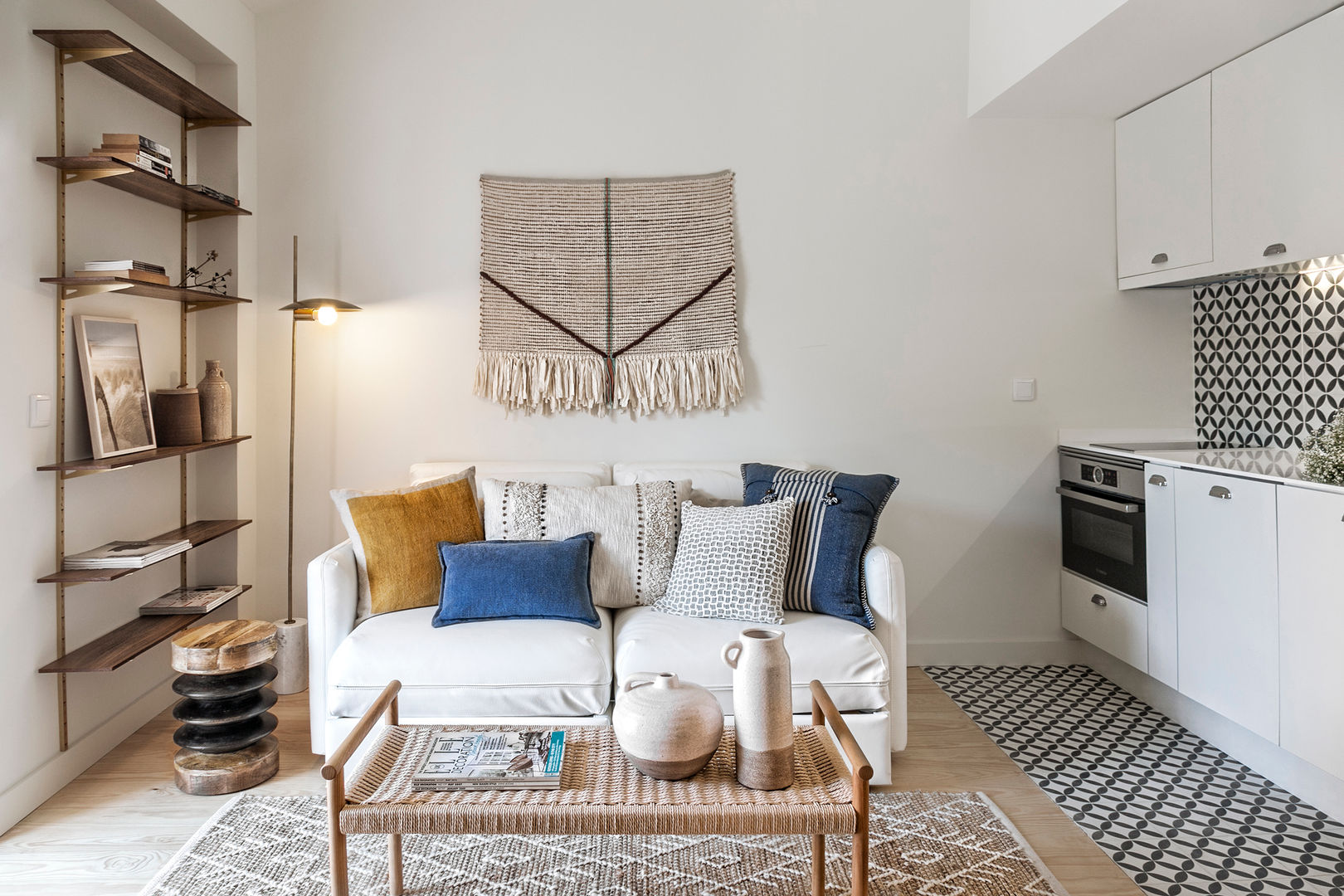 sala de estar com sofa cama