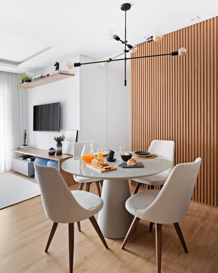 Como Usar Espelhos para Ampliar Ambientes Pequenos