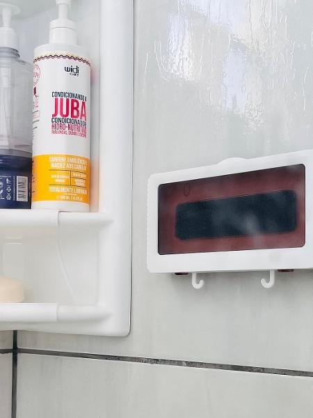 Como Escolher a Capa Impermeável Ideal para Seu Smartphone no Chuveiro