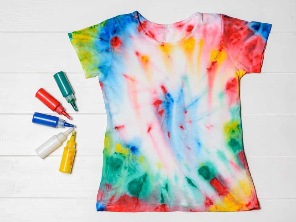 como tingir camiseta tie dye preta