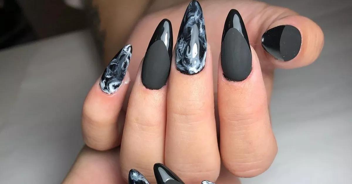 Como Combinar Esmalte Preto Fosco e Brilhante para um Efeito Sofisticado
