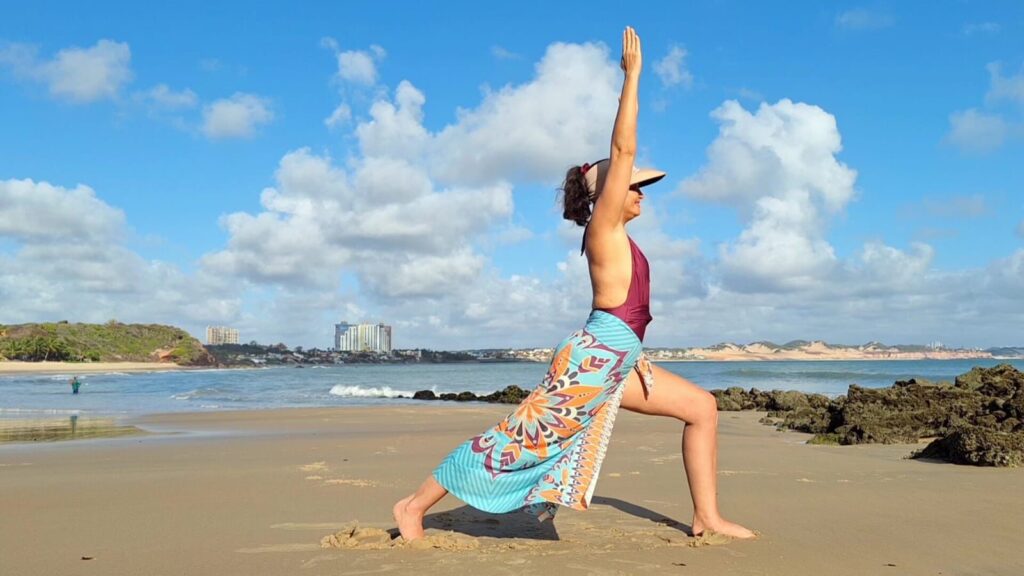 Benefícios Inesperados da Yoga na Praia para Sua Saúde Mental