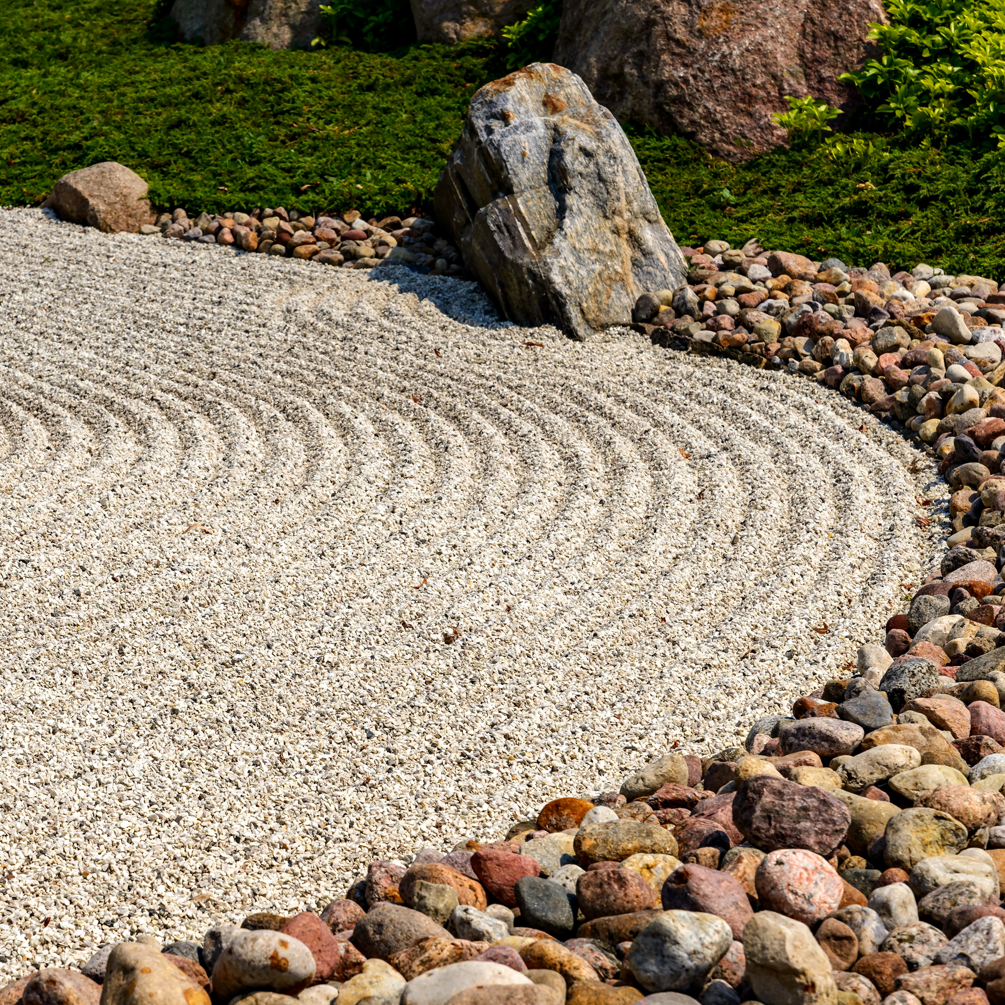 Os Benefícios Inesperados de um Mini Jardim Zen para Sua Saúde Mental
